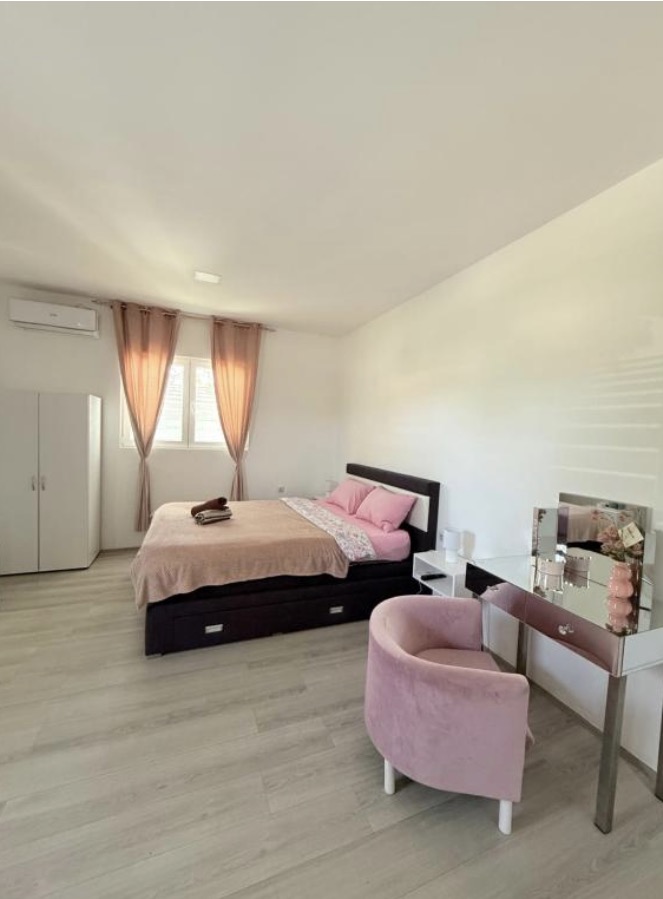 Apartman 4