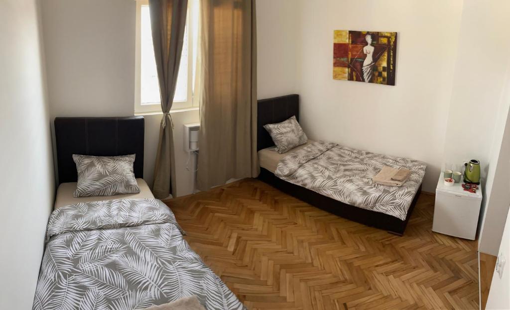 Prostrana soba sa dva ležaja